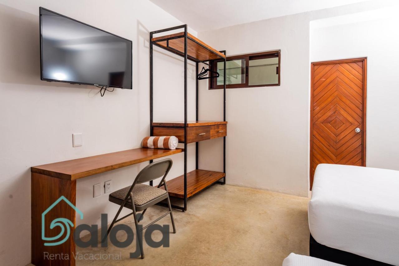 Vica Guest House Con Piscina En La Entrada De La Zona Hotelera Cancun Ngoại thất bức ảnh