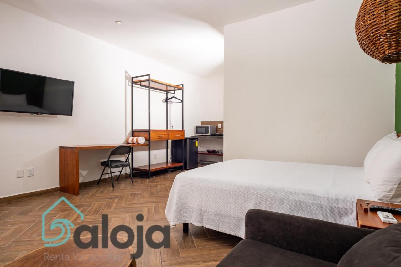 Vica Guest House Con Piscina En La Entrada De La Zona Hotelera Cancun Ngoại thất bức ảnh
