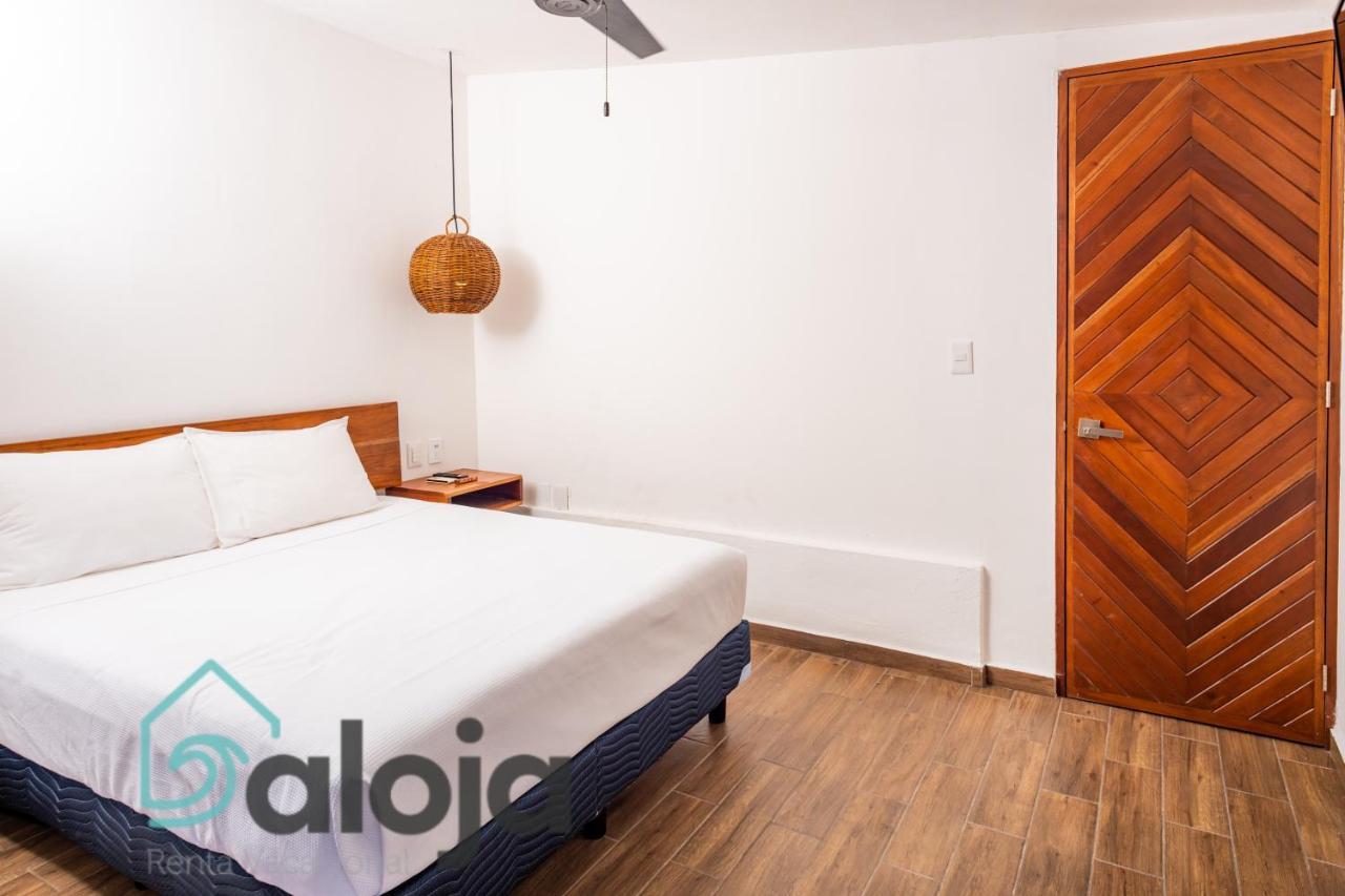 Vica Guest House Con Piscina En La Entrada De La Zona Hotelera Cancun Ngoại thất bức ảnh