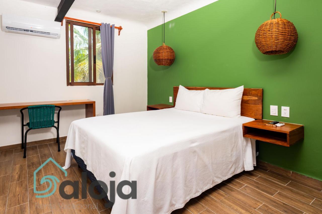 Vica Guest House Con Piscina En La Entrada De La Zona Hotelera Cancun Ngoại thất bức ảnh