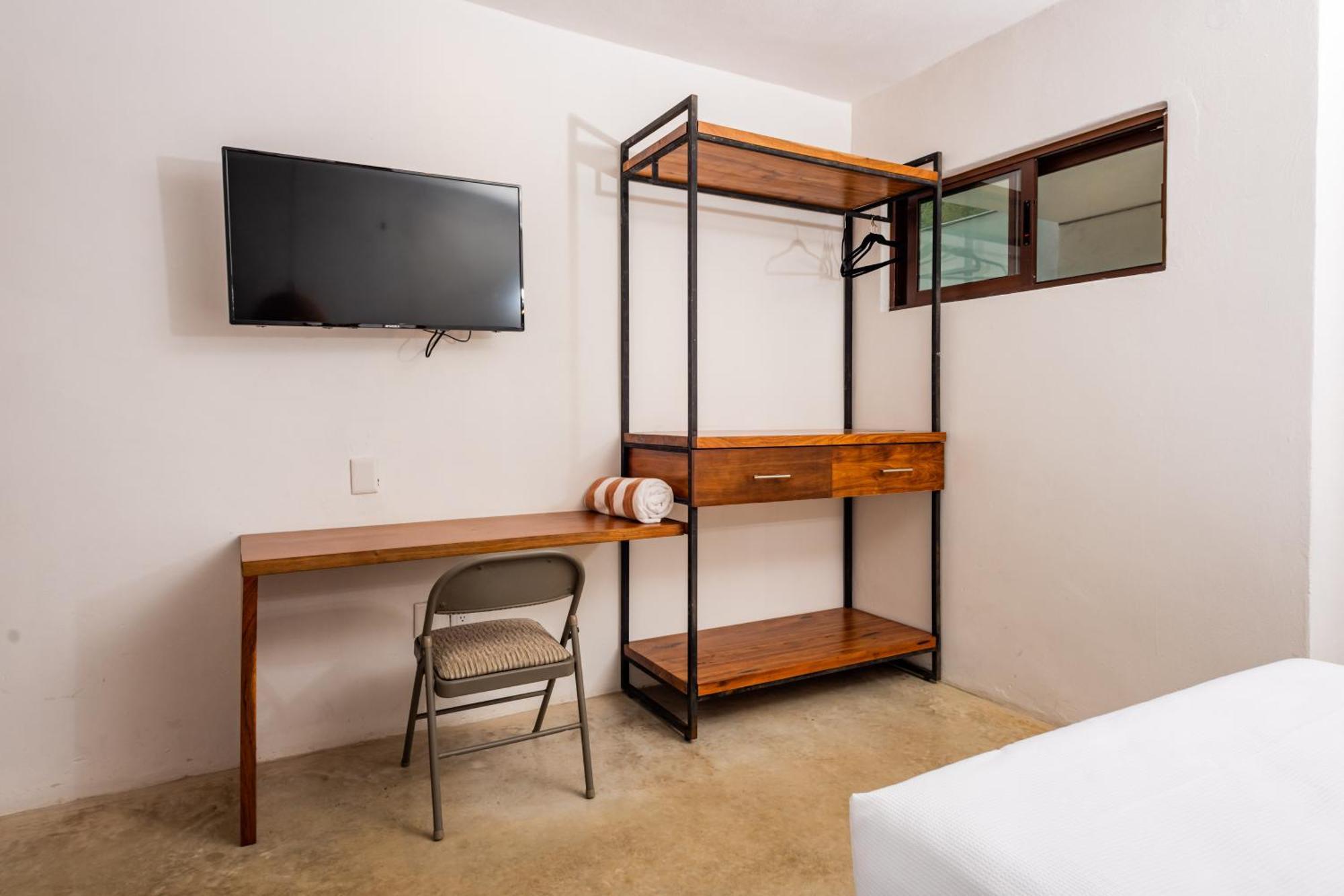 Vica Guest House Con Piscina En La Entrada De La Zona Hotelera Cancun Ngoại thất bức ảnh